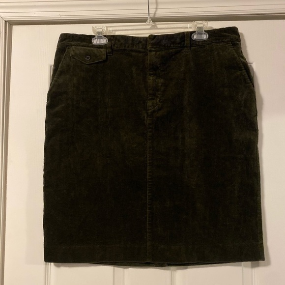 Lauren Ralph Lauren Dresses & Skirts - LAUREN Ralph Lauren Hunter Green Corduroy Skirt